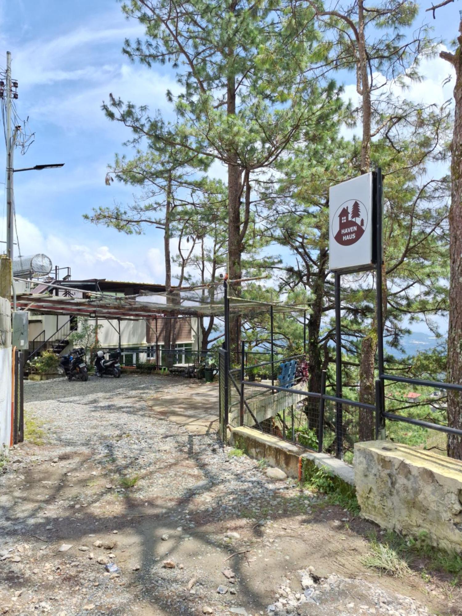 דירות באגויו Haven Haus With Mountain View מראה חיצוני תמונה